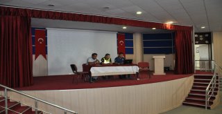 Sincikte Okul Servis Şoförlerine Seminer