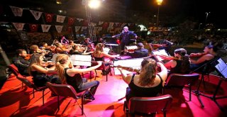 Karşıyakada ‘Park Konserleri Başlıyor