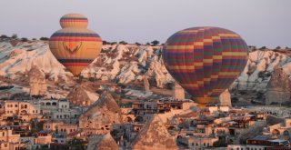 Kapadokyada Sıcak Hava Balon Turlarında Turist Sayısı Yüzde 50 Arttı
