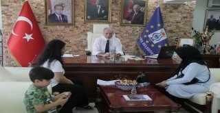 Kamil Saraçoğlu: Kütahya Belediyesinin Kapısı Herkese Açık