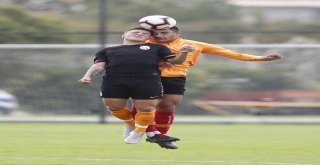 Galatasaray, U21 Takımı İle Hazırlık Maçı Yaptı