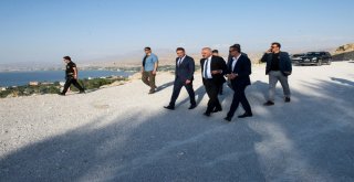 Vali Zorluoğlu, Edremitteki Çalışmaları İnceledi