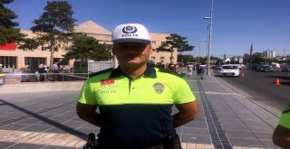 Çocuklar Kural Hatası Yapan Büyüklerini Kırmızı Düdük İle Uyaracak