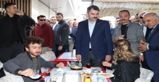 Bakan Kurum: “Dimdik Ayaktayız”