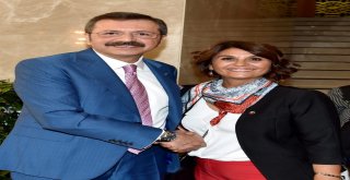 Tobb Kadın Girişimcilerden Tobb Başkanı Hisarcıklıoğlu Ve Bakan Pekcana Ziyaret