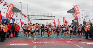 15. İSTANBUL YARI MARATONU'NU İBB'Lİ SPORCULAR BİRİNCİ TAMAMLADI