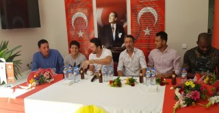Evkur Yeni Malatyasporlu Futbolcular Öğrencilerle Bir Araya Geldi