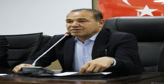 Adana Büyükşehir Belediye Meclisinde Güldüren Atışma