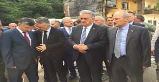 Ulaştırma Ve Alt Yapı Bakanı Turhan Rizede Sel Bölgesinde İncelemelerde Bulundu