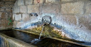 Bu Çeşmenin Hikayesi De Suyu Da Çok Güzel