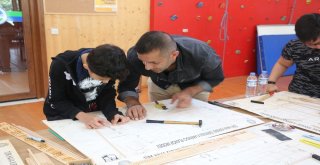 Maceracılar Uçak Atölyesinde Buluştu