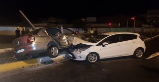 Manavgatta Trafik Kazası: 4 Yaralı