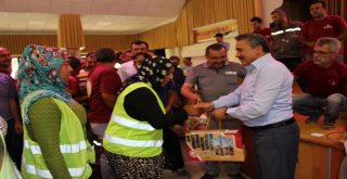 Başkan Tutal, Belediye Personeliyle Bayramlaştı