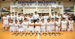 Şehitkamilde Yeni Dönem Spor Okullarına Büyük İlgi