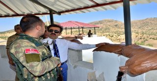 Vali Güzeloğlu Licedeki Üs Bölgelerinde İncelemelerde Bulundu