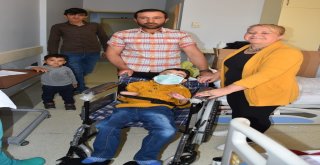 Minik Yusuf Tekerlekli Sandalyeye Kavuştu