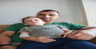 Minik Ahmet Eren Yuttuğu Pilden Normal Yoldan Kurtuldu, Herkes Rahat Bir Nefes Aldı