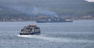 Rus Savaş Gemileri Çanakkale Boğazından Geçti