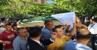 Eski Milli Eğitim Bakanı Yılmazın Acı Günü