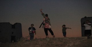 Kanlı Ay İle Aynı Karede Fotoğraf Çekinmek İçin Yarıştılar