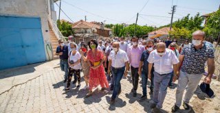 ​Başkan Soyer Seferihisar’daki ilk lavanta hasadına katıldı