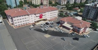Pendikte Rehine Krizinin Yaşandığı Okul Havadan Görüntülendi
