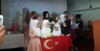 Kuran Kursu Öğrencilerinden ‘15 Temmuz Etkinliği