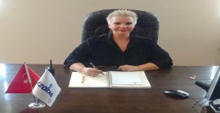 Tatilciler Akın Akın İzmir Otogarından Memleketlerine Gidiyor