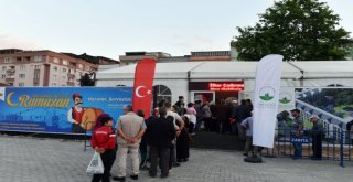 Osmangazide Gönül Sofraları Kuruluyor