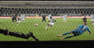 Spor Toto Süper Lig: Atiker Konyaspor: 1 - Beşiktaş: 0 (İlk Yarı)