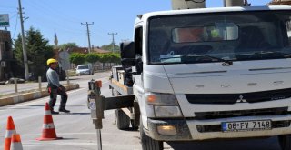 Şuhutta Yer Altı Kablo Düzenleme Çalışmaları Devam Ediyor