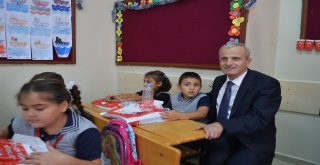 Bartında 30 Bin 500 Öğrenci İçin İlk Ders Zili Çaldı