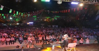 Azerin Ve Esat Kabaklıdan Muhteşem Konser