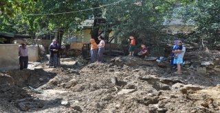 Sel Sonrası Yaralar Sarılıyor