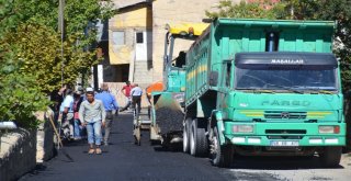 Bünyanda Yol Yapımı Çalışmaları Sürüyor