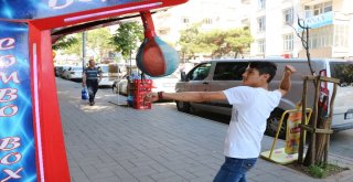 (Özel) Stres Atmanın Yeni Yolu ‘Boks Makinesi