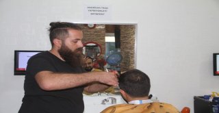 Abdye Tepki İçin, Amerikan Tıraşını Yasakladı