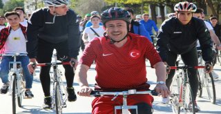 Tuzlada Pedallar Cumhuriyet İçin Çevrildi