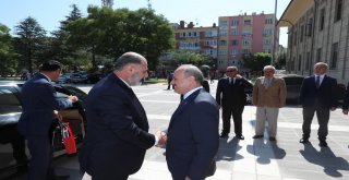 Milli Savunma Bakan Yardımcısı Kavaklıoğludan Vali Çakacaka Ziyaret