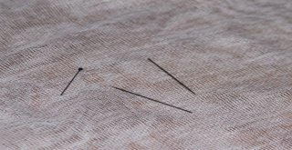 Kedi Üzerine Atlayınca, 15 İğne Yuttu, 9U Henüz Çıkartılamadı