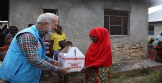 Tanzanyalı Çocukların Bayram Sevinci