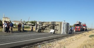 Cizrede Yolcu Midibüsü Devrildi: 17 Yaralı