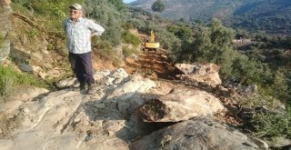 Akçalıda Zeytinlik Arazilere Yol Yapıldı