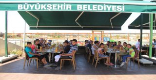 Büyükşehirde Öğrencilere Tatil  Gezisi Sürprizi