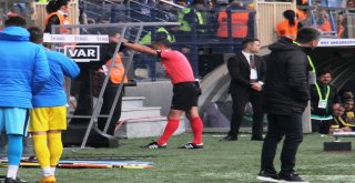 Spor Toto Süper Lig: Mke Ankaragücü: 1 - Evkur Yeni Malatyaspor: 0 (İlk Yarı)