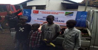 Diyanet İşleri Başkanı Erbaş Ve Tdvye Vekalet Veren Vatandaşların Kurbanları Tanzanyada Kesildi