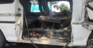 Tarım İşçilerini Taşıyan Minibüs Şarampole Yuvarlandı: 7 Yaralı