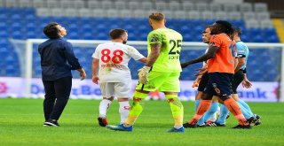 Spor Toto Süper Lig: Medipol Başakşehir: 1 - Antalyaspor: 0 (İlk Yarı)