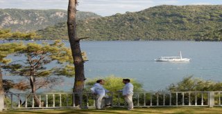 Torunoğullarından Turizm Sektörü İçin Çağrı