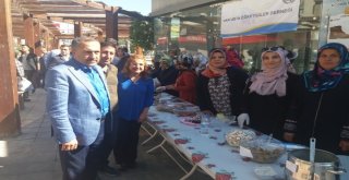 Usta Öğreticiler Derneğinden Kermes